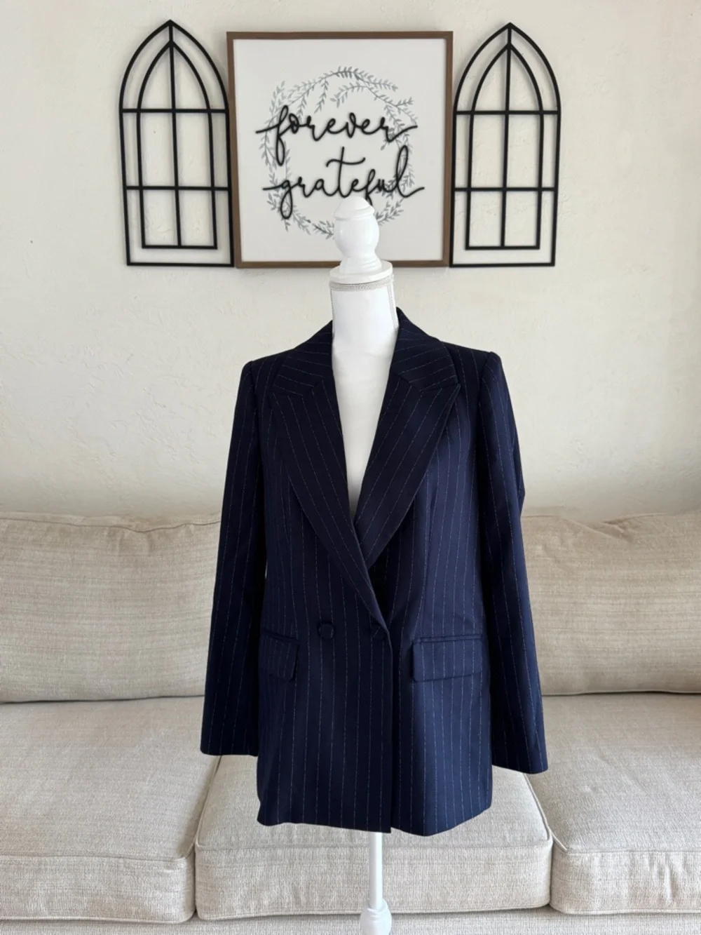 FAVORITE DAUGHTER The Suits You Blazer In Classic Navy Pinstripe Size S - Picture 13 of 15